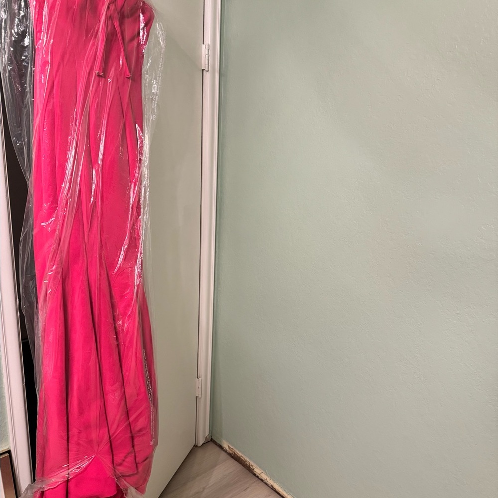 Pink formal dress with train, size 6/8